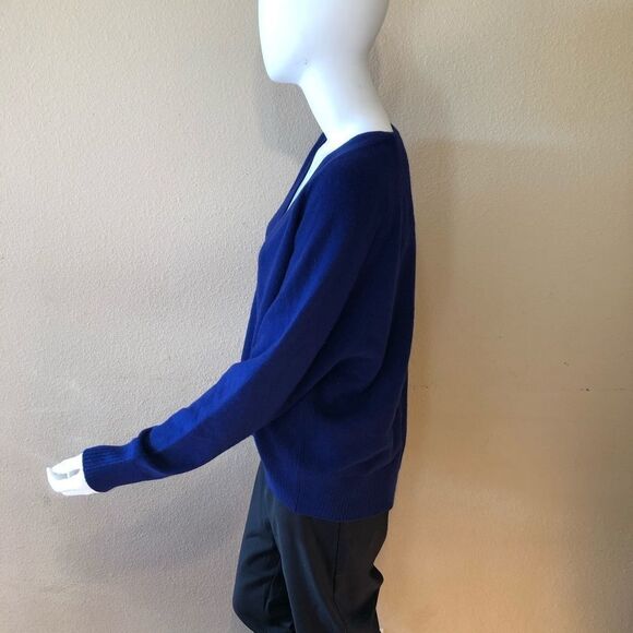 Vince Deep V-Neck Blue Cashmere Sweater - Picture 3 of 8